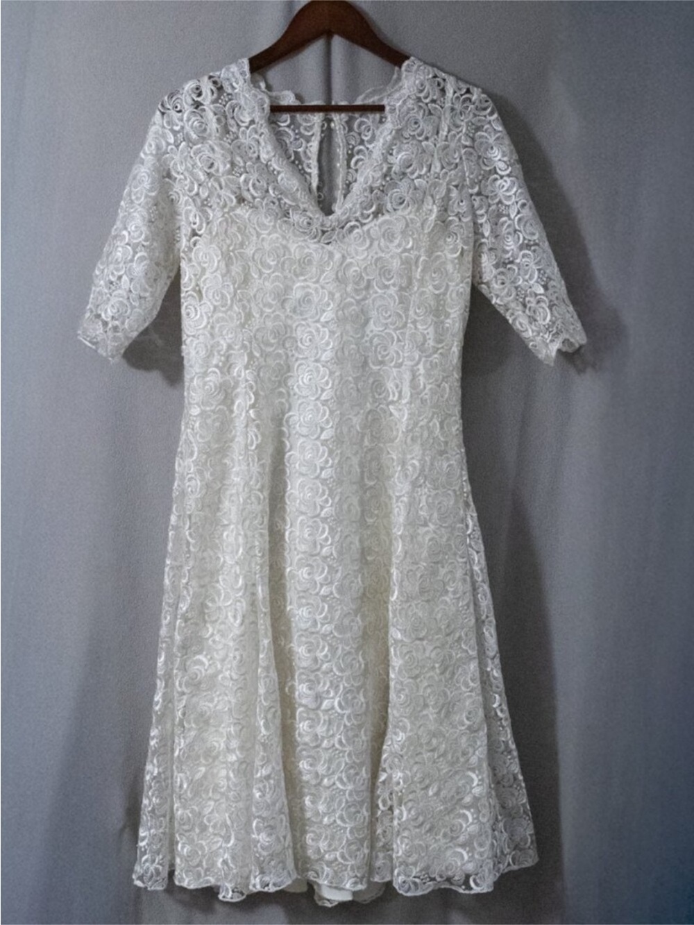 Ivory Lace~Button Up Back~Fit & Flare Wedding Dress~Size 12~NWOT👰